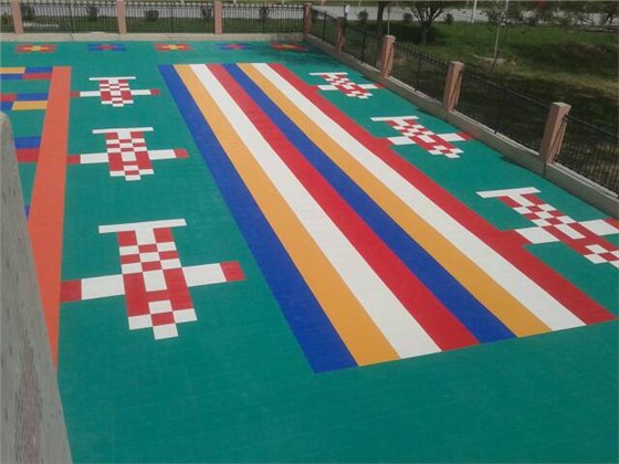 新疆庫車縣幼兒園
