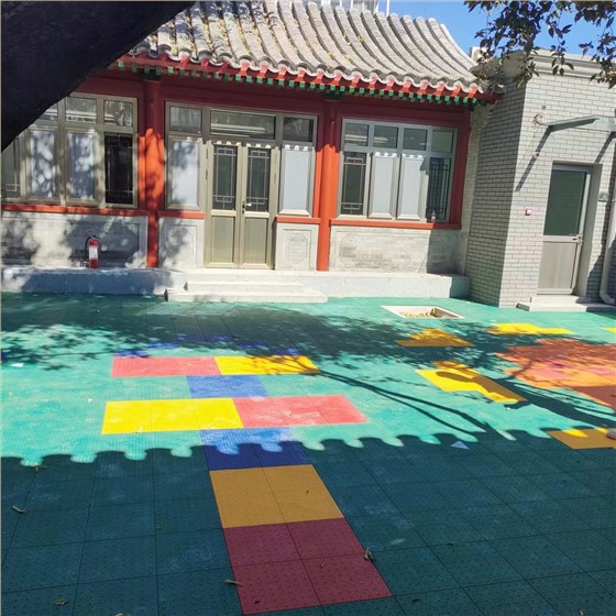 幼兒園懸浮拼裝地板