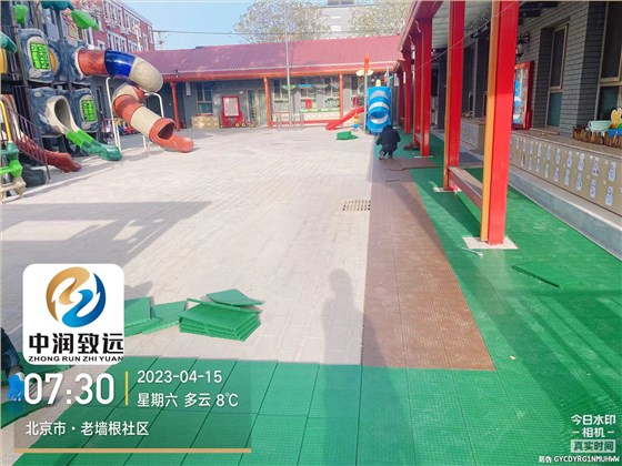 懸浮拼裝地板鋪裝