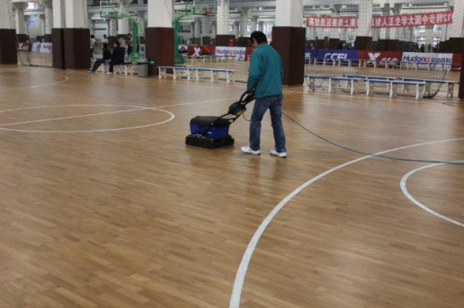 喜訊：首鋼體育籃球場運動木地板清潔保養(yǎng)服務(wù)簽約成功！