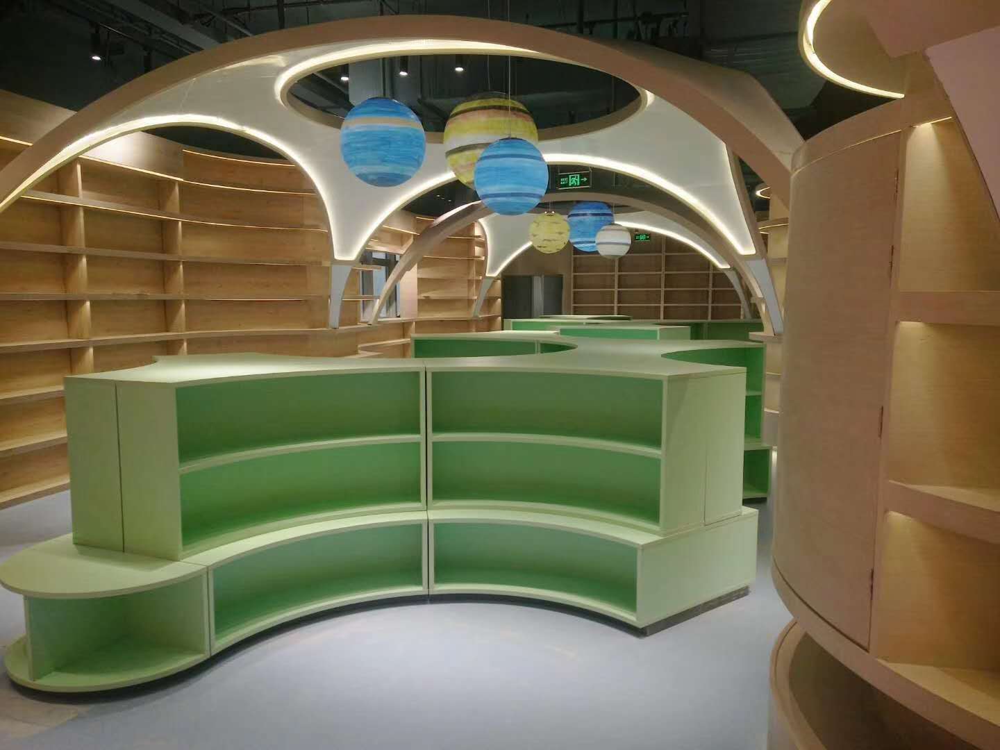 書店地板