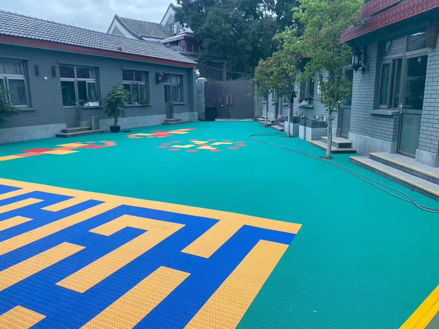 懸浮拼裝地板