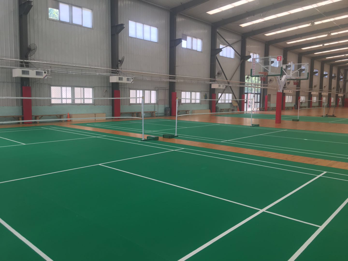 內置線羽毛球場地運動地板