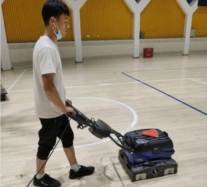 體育運動木地板深度清潔